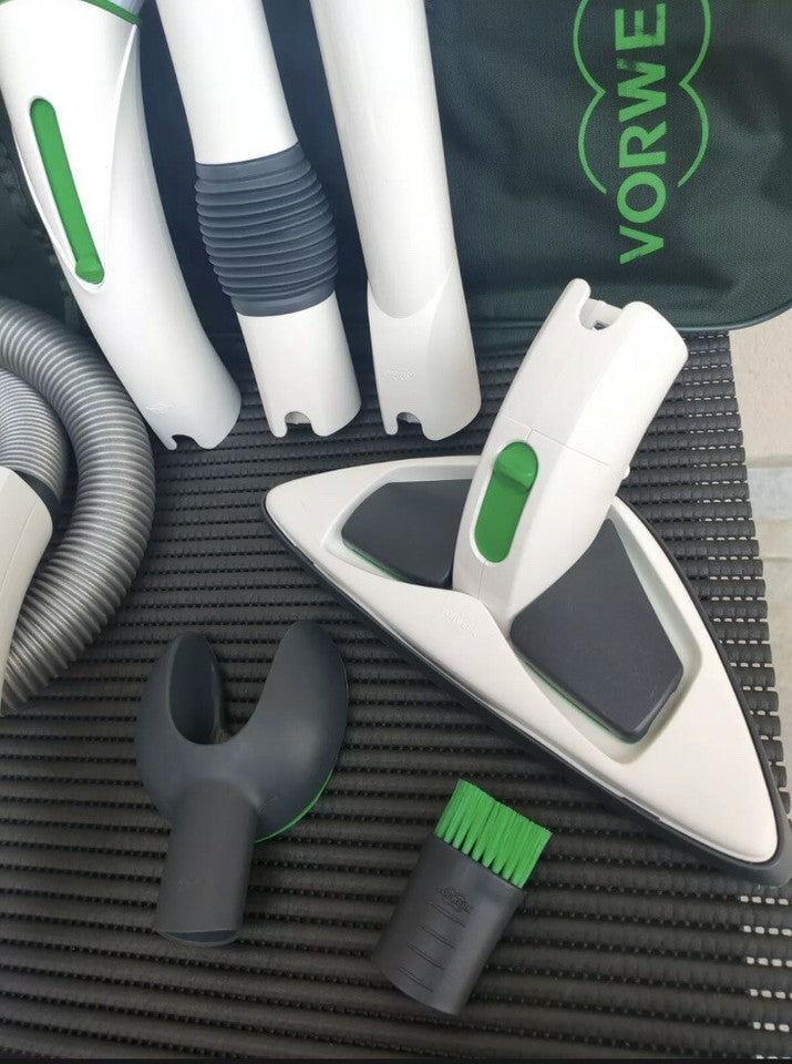 Vorwerk Folletto VK200 con Pulilava SP600S e sacca accessori lavapavimenti VK200 (ricondizionato da esperti) – elettrodomestico pratico e performante